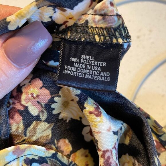 Wayf‎ Polyester Floral Blouse - Picture 7 of 8